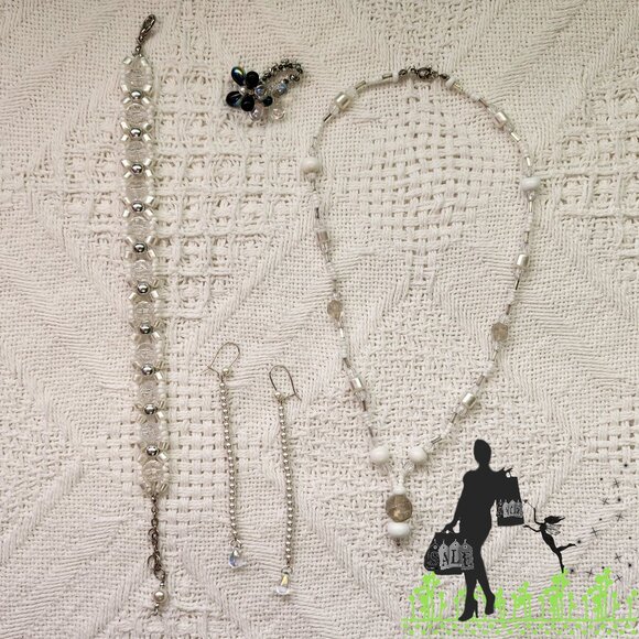 BFD Beaded Set of Jewelry In White Tones - Picture 1 of 8